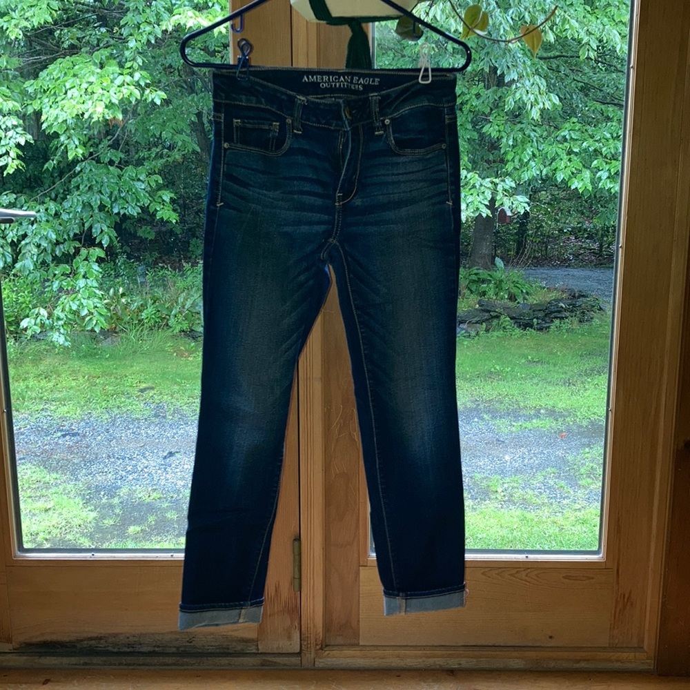 American Eagle super stretch skinny jeans size 4 Short